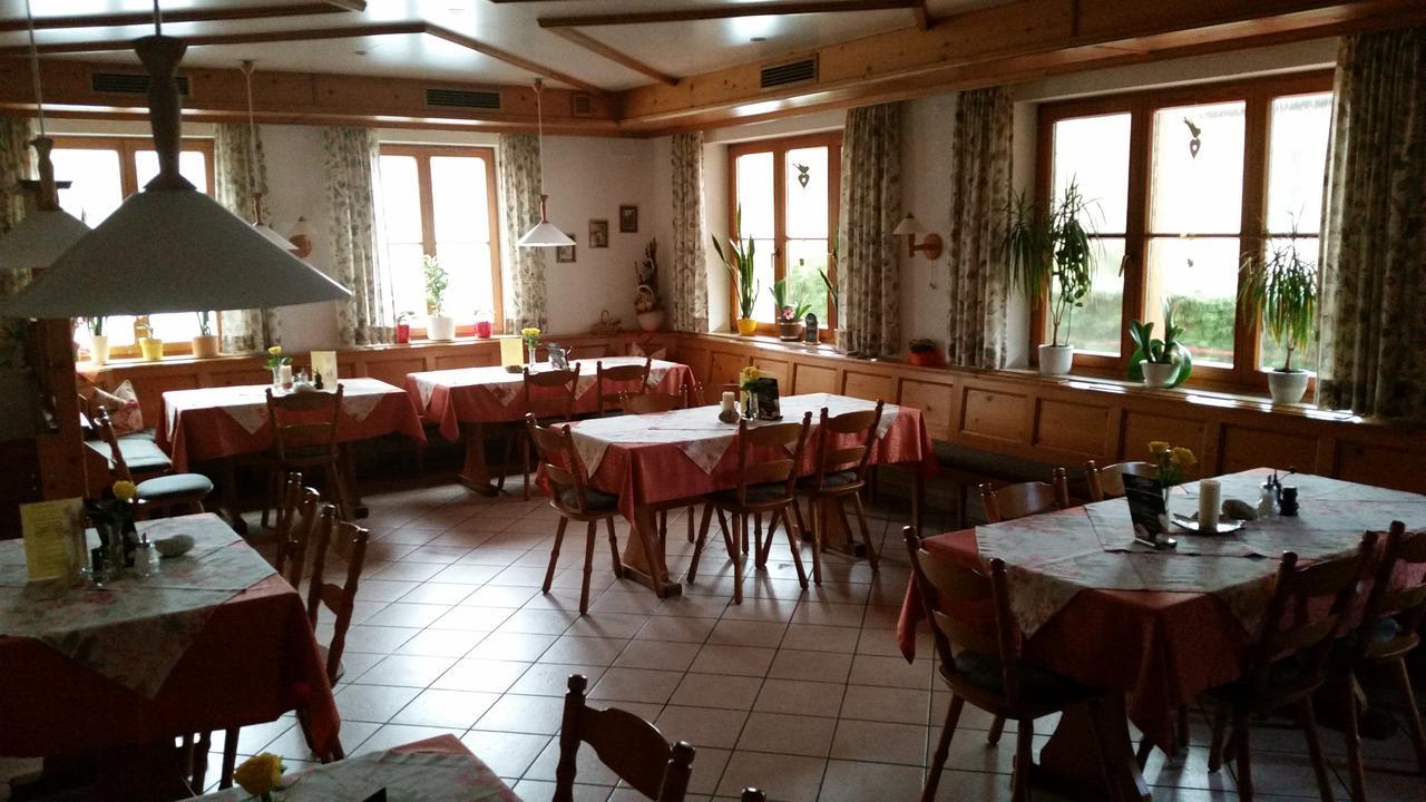 Gasthof Zur Frohen Einkehr Reichardsroth Luaran gambar